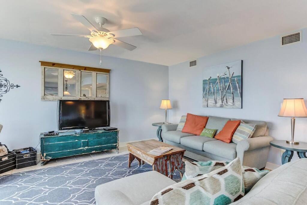 Oceanfront Retreat With A Remarkable View. New! 费南迪纳比奇 外观 照片