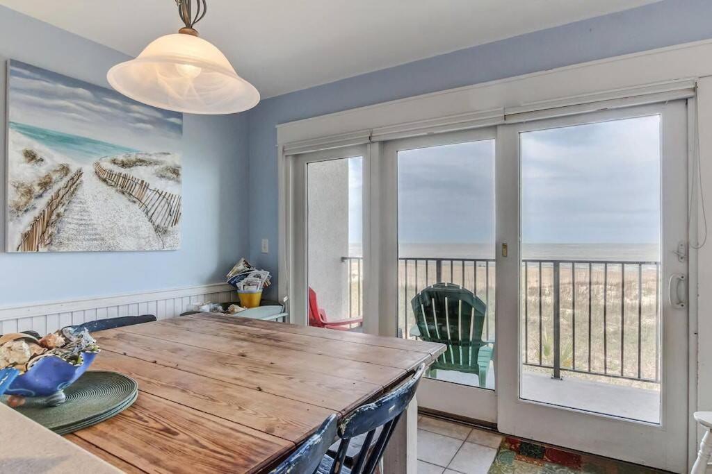 Oceanfront Retreat With A Remarkable View. New! 费南迪纳比奇 外观 照片